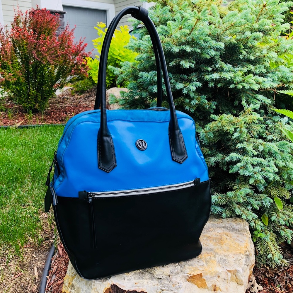 Lululemon Happy Hatha Hour Bag